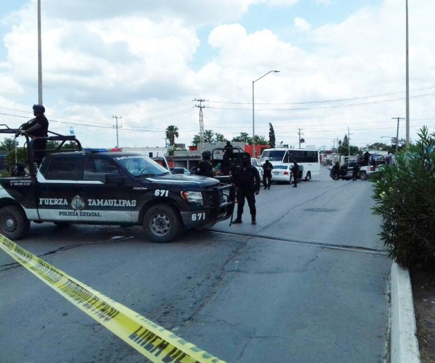 SDR termina con pesera chocada y 1 mujer embarazada lesionada en puentes gemelos SDR termina con pesera chocada y 1 mujer embarazada lesionada en puentes gemelos