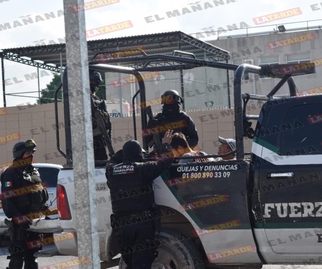 Blindan Federales la Clínica de PEMEX Blindan Federales la Clínica de PEMEX