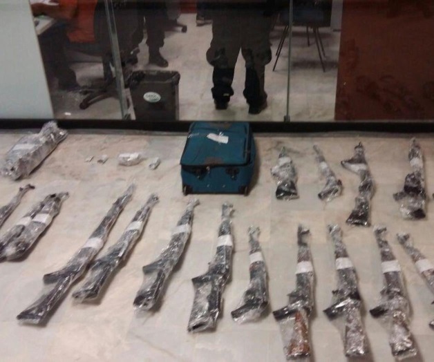 Aseguran 3 vehículos y arsenal en Camargo Aseguran 3 vehículos y arsenal en Camargo