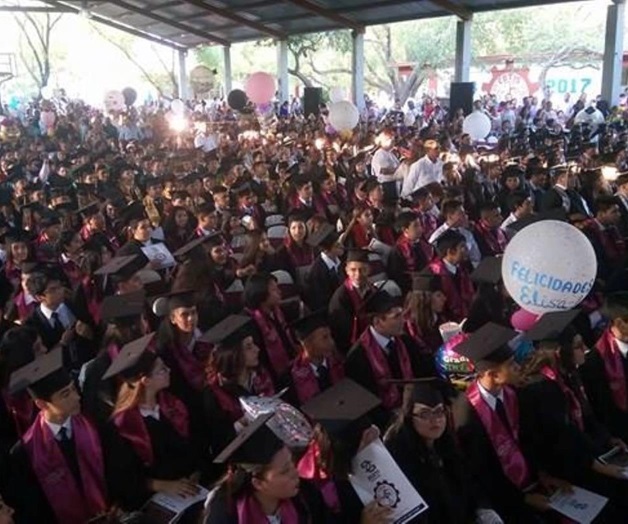 Cuestionan cobro en el CBTIS 73 Cuestionan cobro en el CBTIS 73