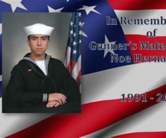 Rinden tributo a marino fallecido Rinden tributo a marino fallecido