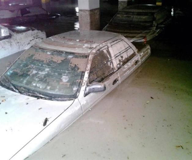 Bajo el lodo, casas y autos tras fuerte tormenta en Estado de México Bajo el lodo, casas y autos tras fuerte tormenta en Estado de México