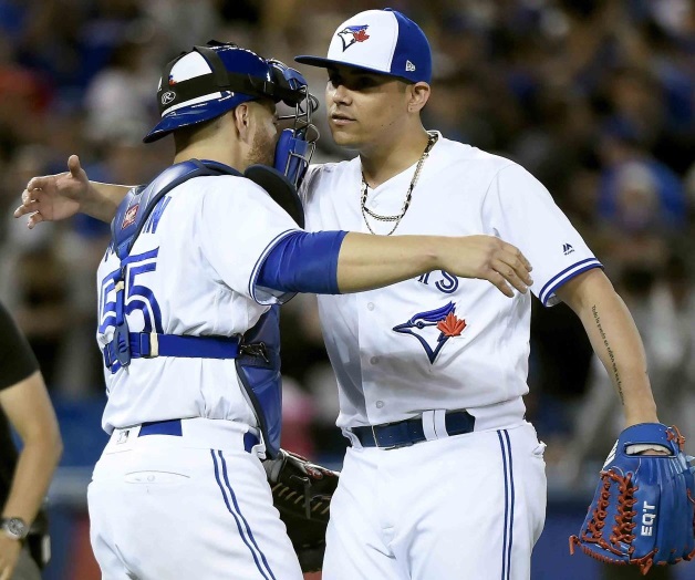 Roberto Osuna sella blanqueada Roberto Osuna sella blanqueada