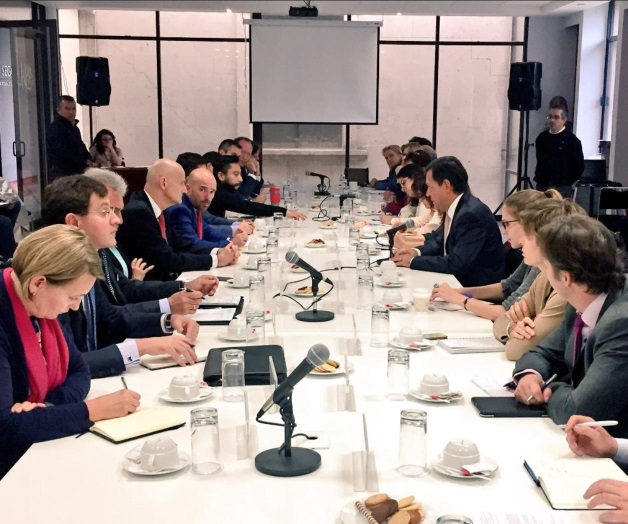 Intercede la UE  por periodistas