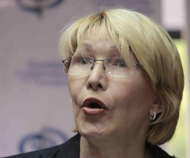 Tribunal ‘congela’ a la fiscal general. Le prohíben salir de Venezuela Tribunal ‘congela’ a la fiscal general. Le prohíben salir de Venezuela