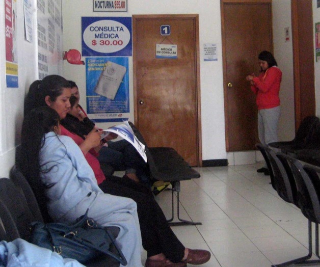 Arrebatan consultas al sector salud. Repuntan a partir del 2010 Arrebatan consultas al sector salud. Repuntan a partir del 2010