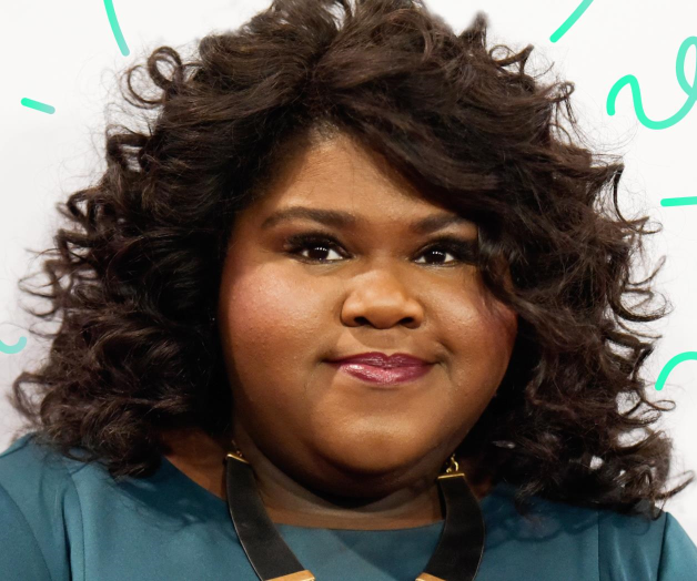 Practica actriz de Precious yoga aérea; le aplauden en redes Practica actriz de Precious yoga aérea; le aplauden en redes