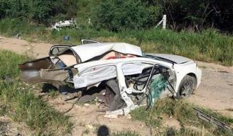 El accidente que se originó luego de que uno de los conductores invadió el carril de circulación, se registró la tarde de ayer domingo en el kilómetro 3 de la Carretera China-Terán.