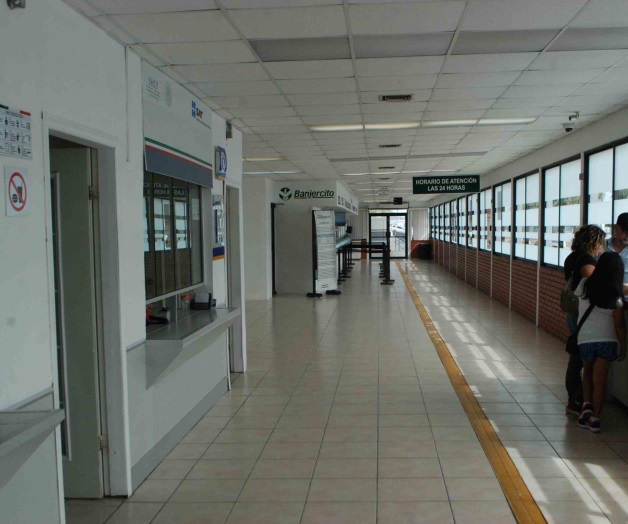 Persisten sin repunte permisos ante Ciitev. Antes la oficina lucía abarrotada Persisten sin repunte permisos ante Ciitev. Antes la oficina lucía abarrotada