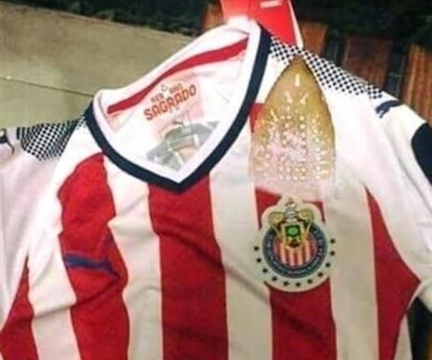 Enoja a seguidores de Chivas poner la 12 Enoja a seguidores de Chivas poner la 12