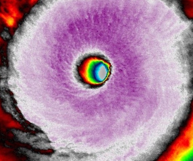 El huracán más intenso de la temporada es Fernanda 