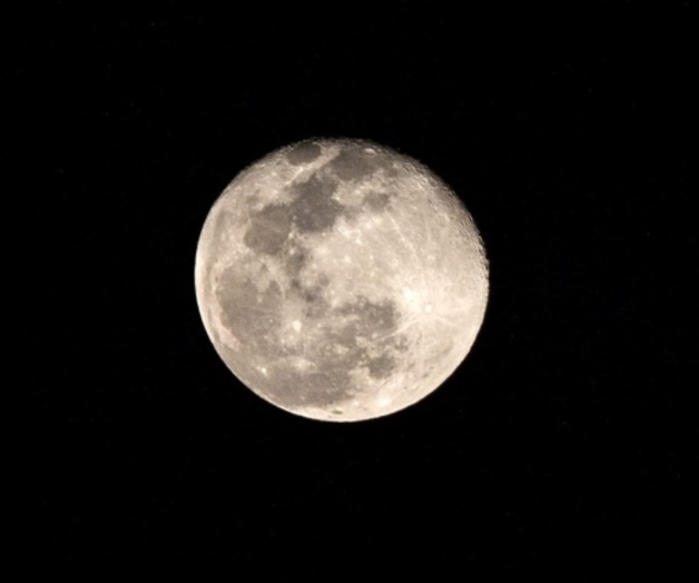 Se conmemoran 48 años de la llegada del hombre a la luna por primera vez