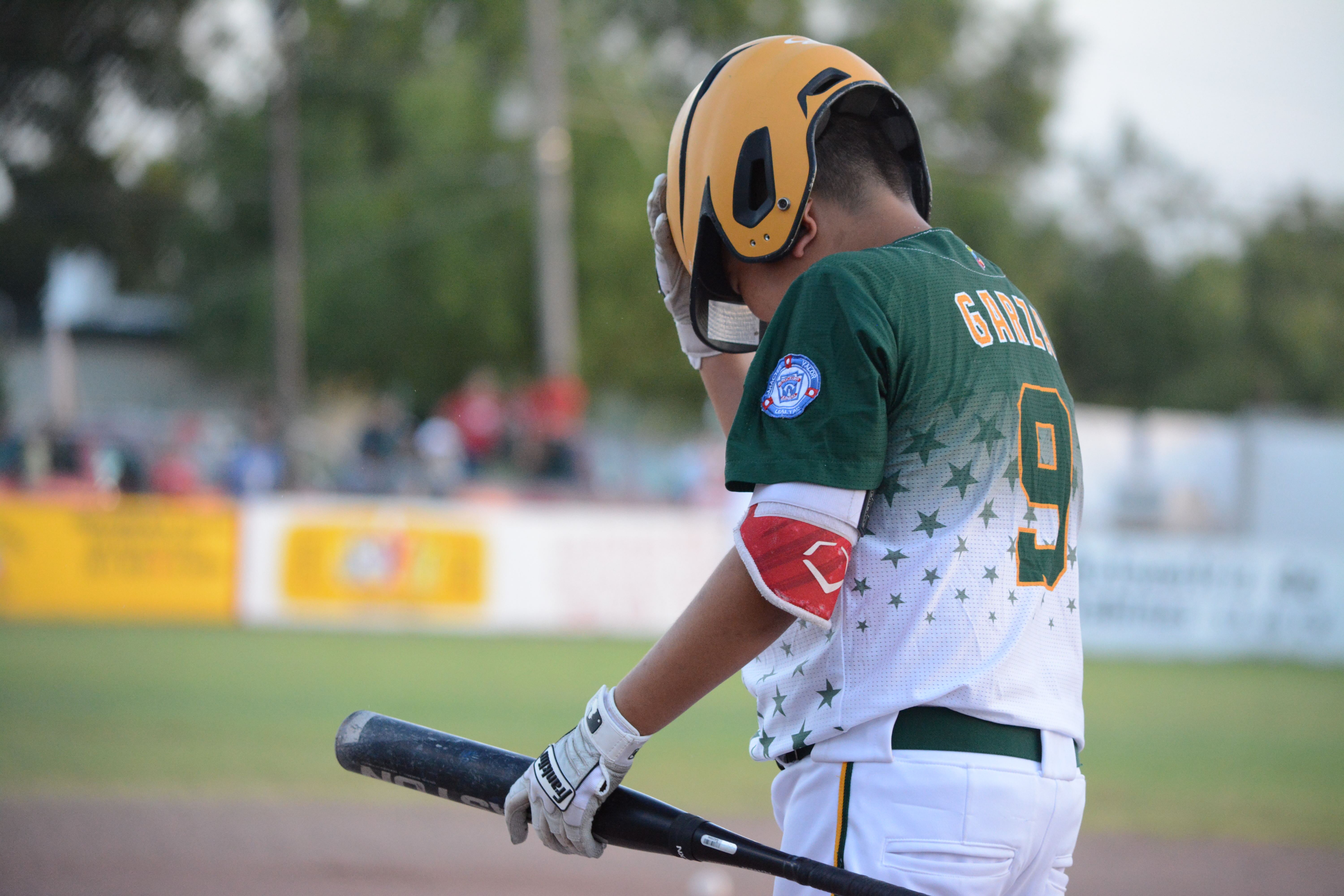 EL BRAZO FUERTE. Jorge García fue el abridor y se llevó la victoria sobre Marlon Rodríguez.