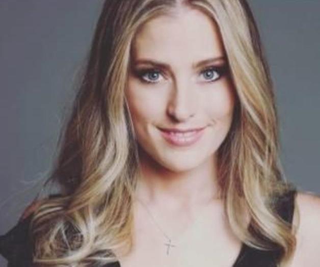 Sorprende María Inés, ex de La Academia, con foto al natural