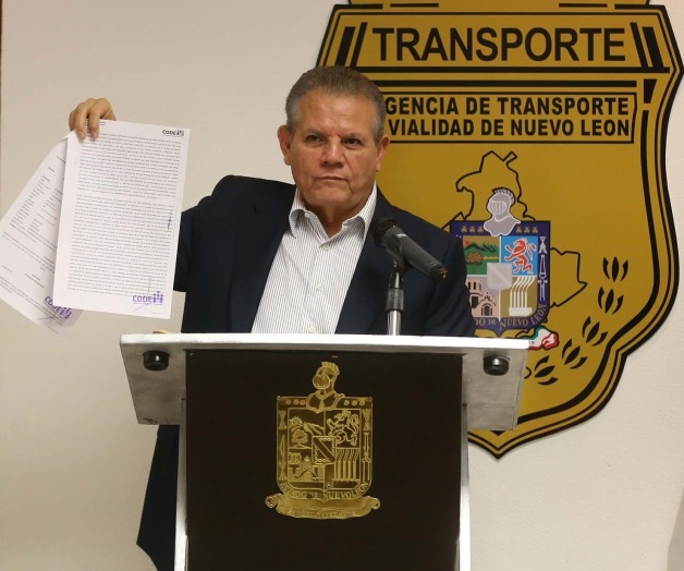 Denuncia funcionario de Nuevo León a empresarios