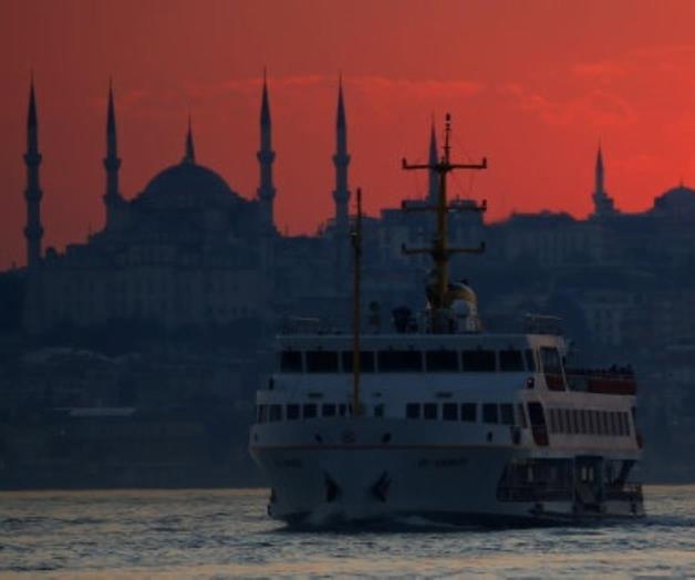 Las invitan de edecanes y jovencitas desaparecen. De Veracruz a Turquía