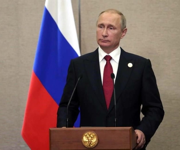 Se burla Putin de cultura política en Estados Unidos