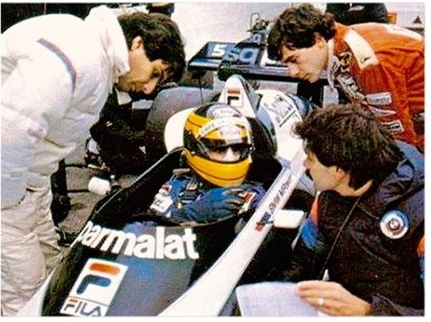 ¡ENTRE LOS GRANDES!