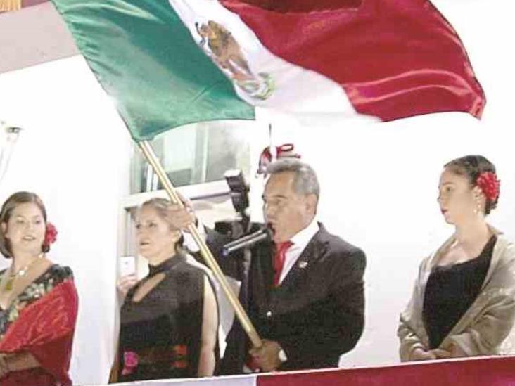 Preside Jorge Navarro Grito de Independencia Preside Jorge Navarro Grito de Independencia