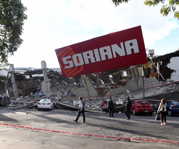 Comercios y bancos están en operación, según el CCE