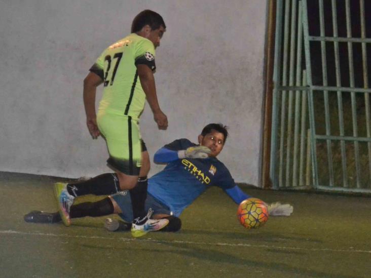 Hacen ruido Motores en la Liga Los Muros Hacen ruido Motores en la Liga Los Muros
