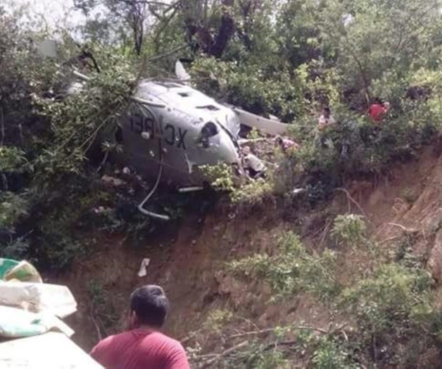 Cae helicóptero de PGR que transportaba ayuda para Oaxaca Cae helicóptero de PGR que transportaba ayuda para Oaxaca