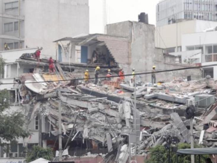 Aumenta a 169 cifra de muertos por sismo de 7.1 grados Aumenta a 169 cifra de muertos por sismo de 7.1 grados