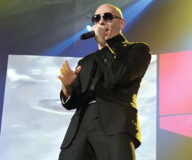 Presta Pitbull avión para pacientes de cáncer de Puerto Rico Presta Pitbull avión para pacientes de cáncer de Puerto Rico