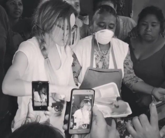 Reparte Belinda tacos a rescatistas