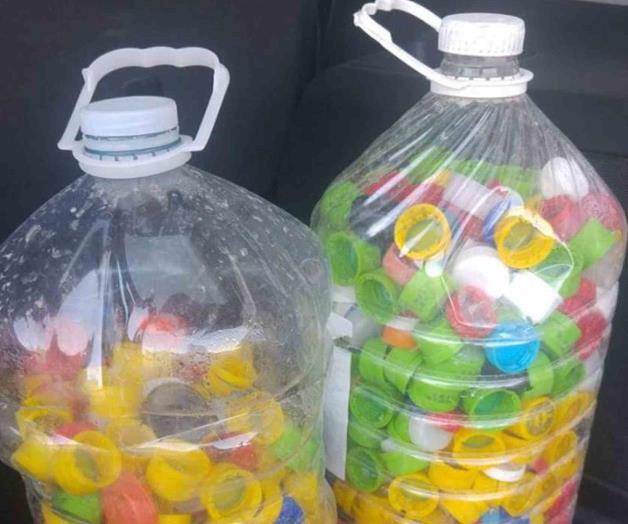 Donación de taparroscas ayuda a niños con cáncer