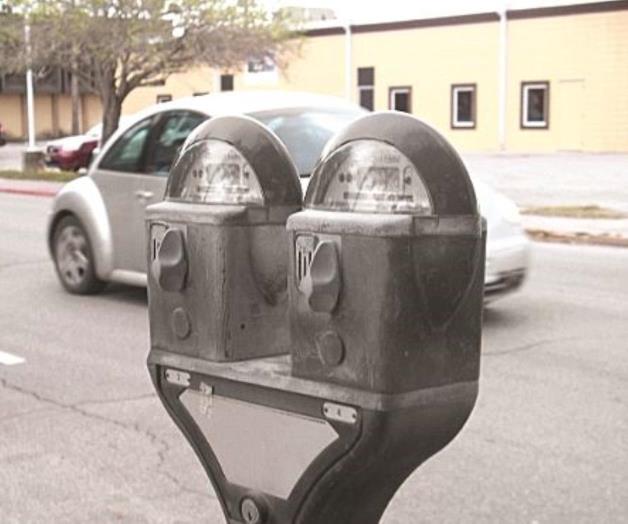 Piden evitar multas en los parquímetros