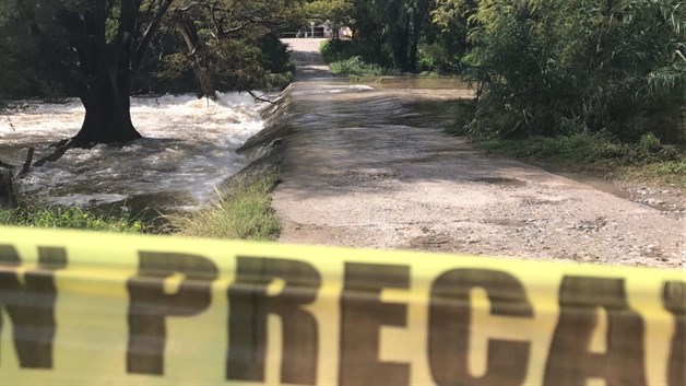 Se desborda el río Corona Se desborda el río Corona