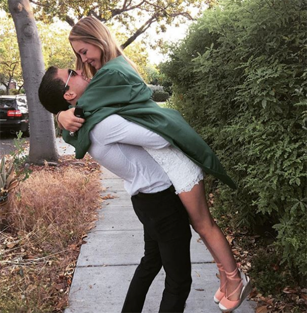 Mexicano anda con hija de Steve Jobs