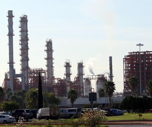 Pemex pacta alianzas con Linde e Infra para mejorar plantas