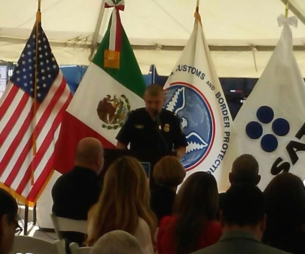 Inauguran en puente un centro de carga terrestre