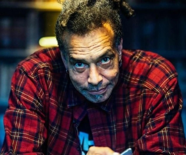 Muere Chuck Mosley, de Faith No More, por su adicción a las drogas