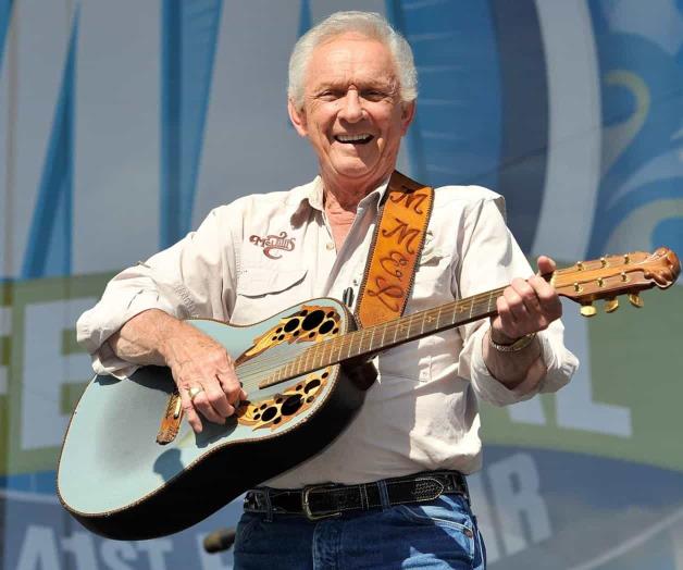 Muere cantante country