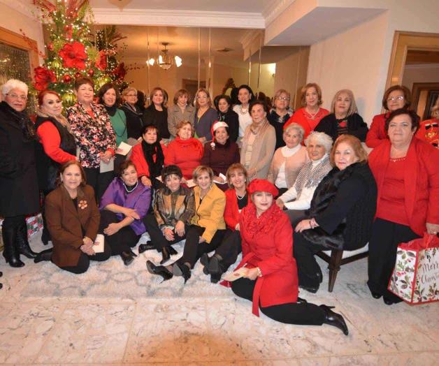 Viven una tradicional posada navideña Viven una tradicional posada navideña