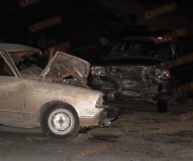 Maestra pierde la vida en choque en Victoria