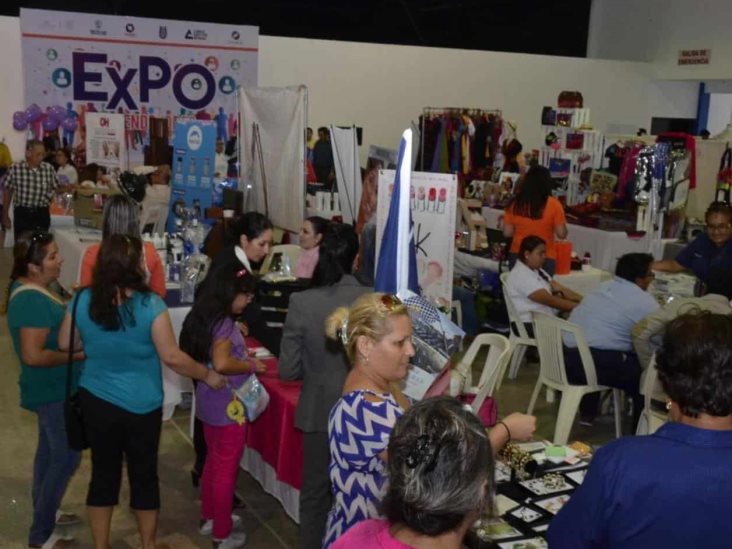 Apoya la SE proyectos de mujeres Apoya la SE proyectos de mujeres