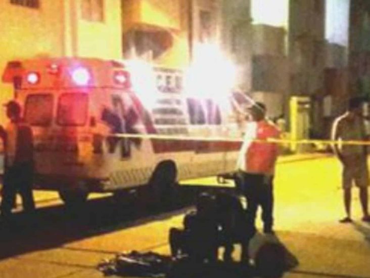 Tráiler impacta y mata a niño de 7 años; padres se aferran al cuerpo Tráiler impacta y mata a niño de 7 años; padres se aferran al cuerpo