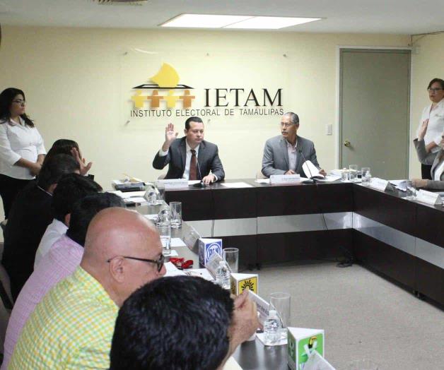 Niega presiones para su renuncia