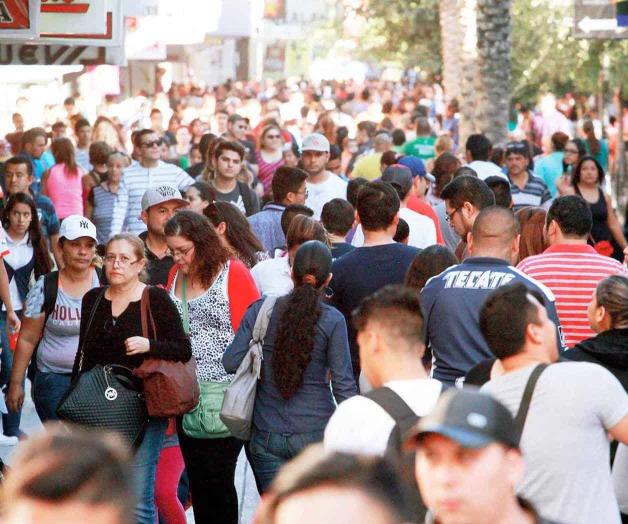 Hay caos en negocios y avenidas de Monterrey