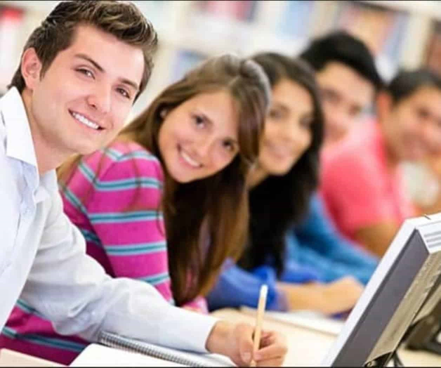 Texas está perdiendo a estudiantes…hispanos. No concluyen la educación básica