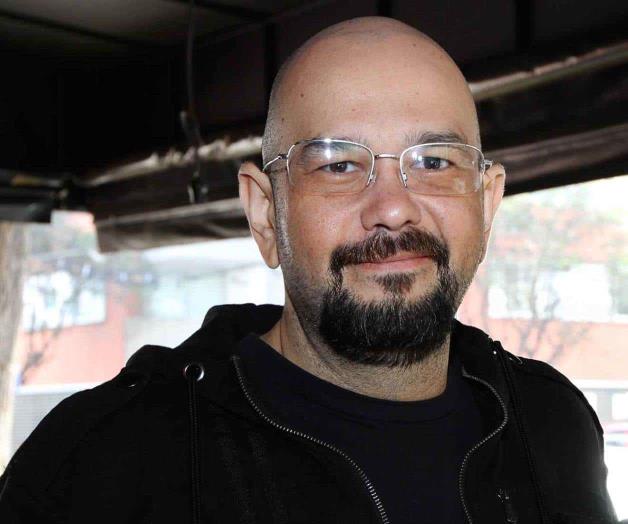 Critica a quienes se autodenigran para divertir Critica a quienes se autodenigran para divertir