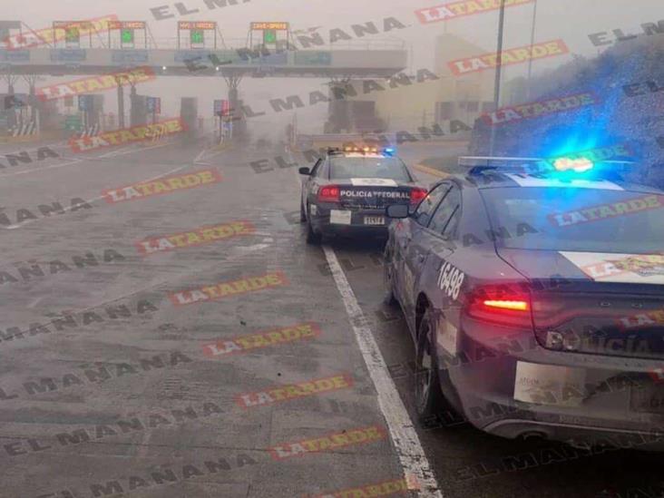 Mantiene PF vigilancia en vías a Saltillo, luego de reabrir la circulación vehicular Mantiene PF vigilancia en vías a Saltillo, luego de reabrir la circulación vehicular