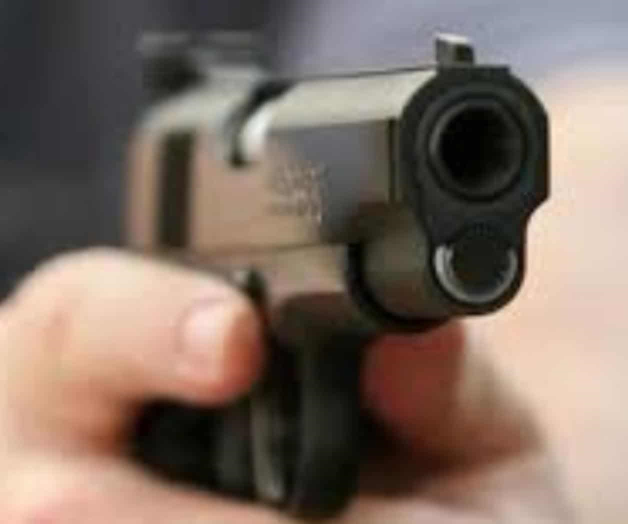 Menor es herido a tiros por su rival