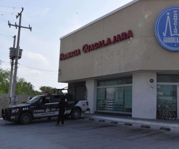 Logra 50 mil pesos de botín en atraco. Visita delincuente sucursal de farmacia