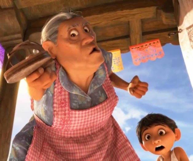 Existe con todo y chancla Existe con todo y chancla