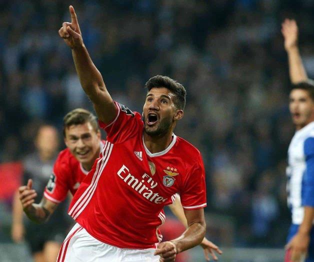 Ficha Inter a Lisandro López